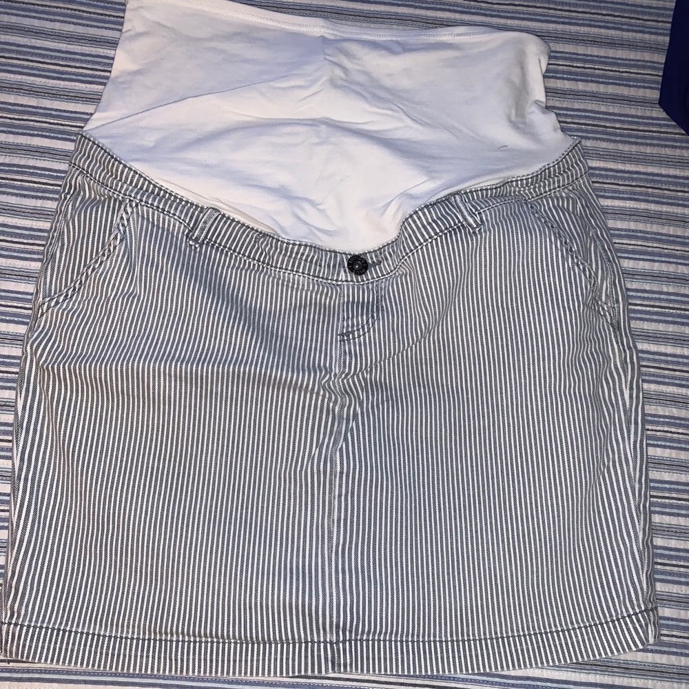 Pinstriped maternity denim skirt
